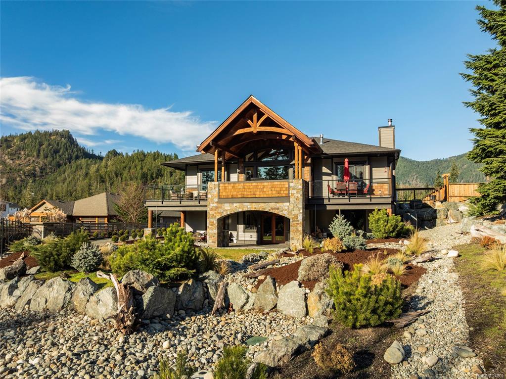 Third View of 7343 Lakefront Pl, Lake Cowichan, BC, V0R 2G1