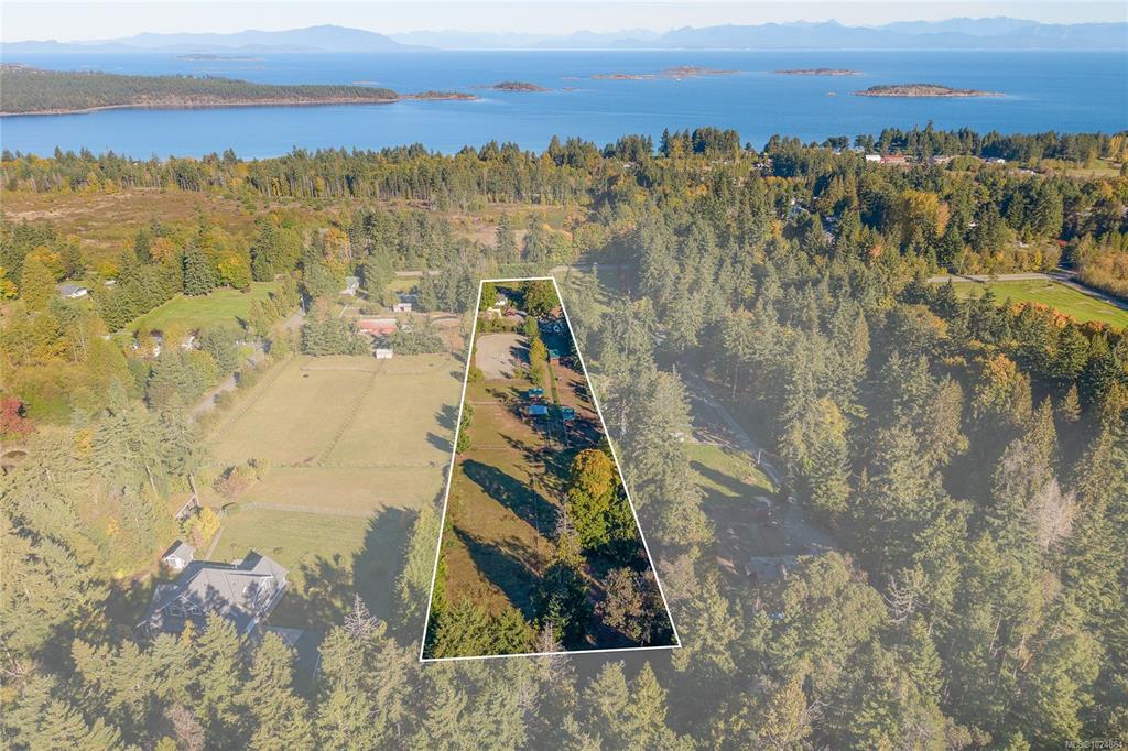 7727 Superior Rd, 1024884, BC,