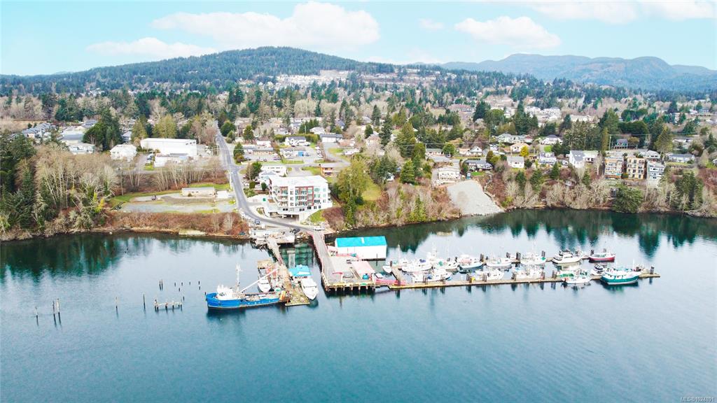 1820 Maple Ave S, 1024891, BC,