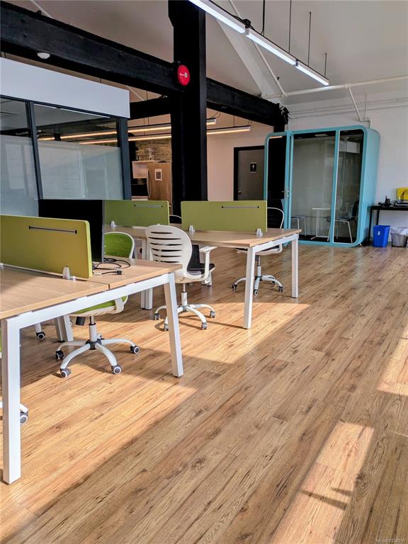 Fifth View of 1824 Store St, Victoria, BC, V8T 4R4