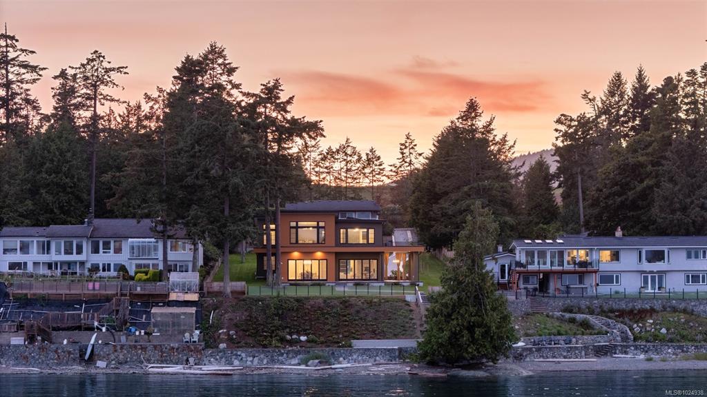 Second View of 8213 Lochside Dr, Central Saanich, BC, V8M 1T9