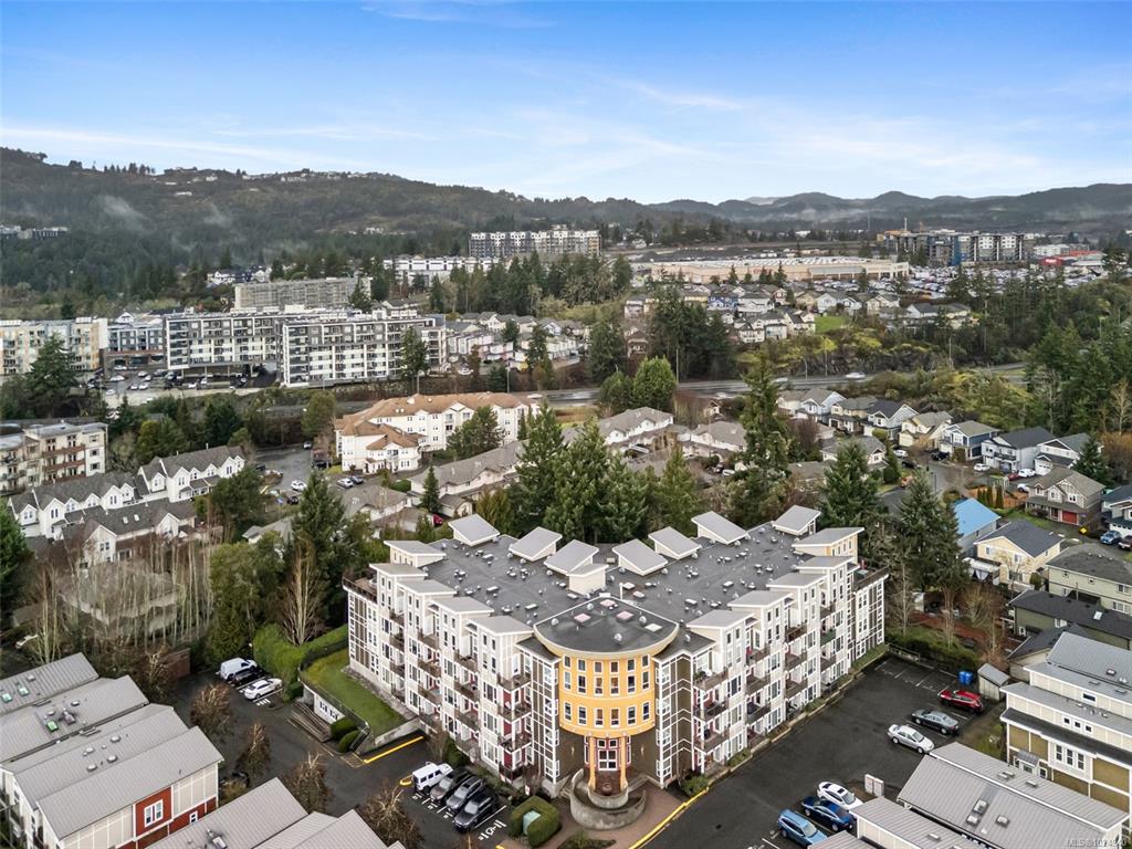 866 Brock Ave, 1024940, BC,