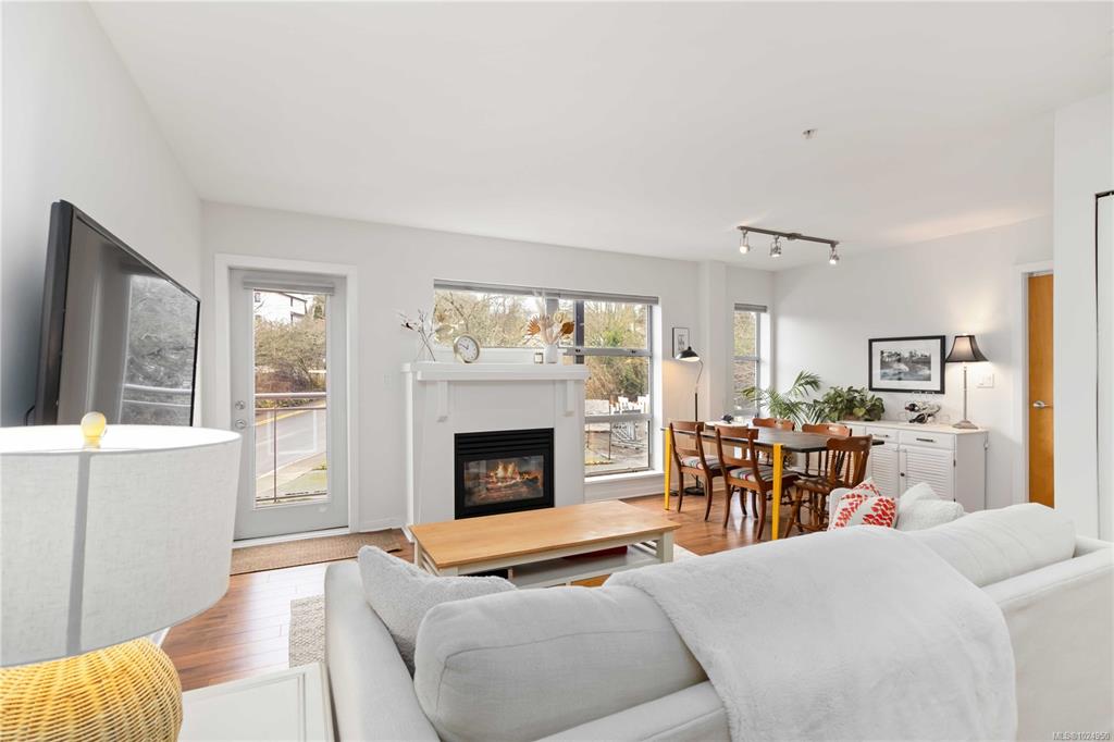 90 Regatta Landing, 1024950, BC,