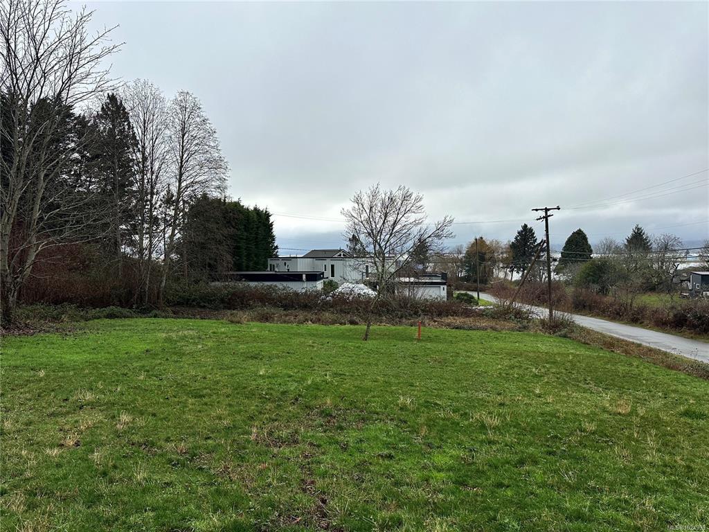 Fifth View of 98 Beech St, Comox, BC, V9M 3W7