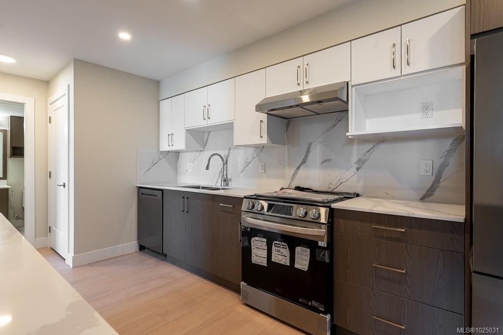 171 Jensen Ave W, 1025031, BC,