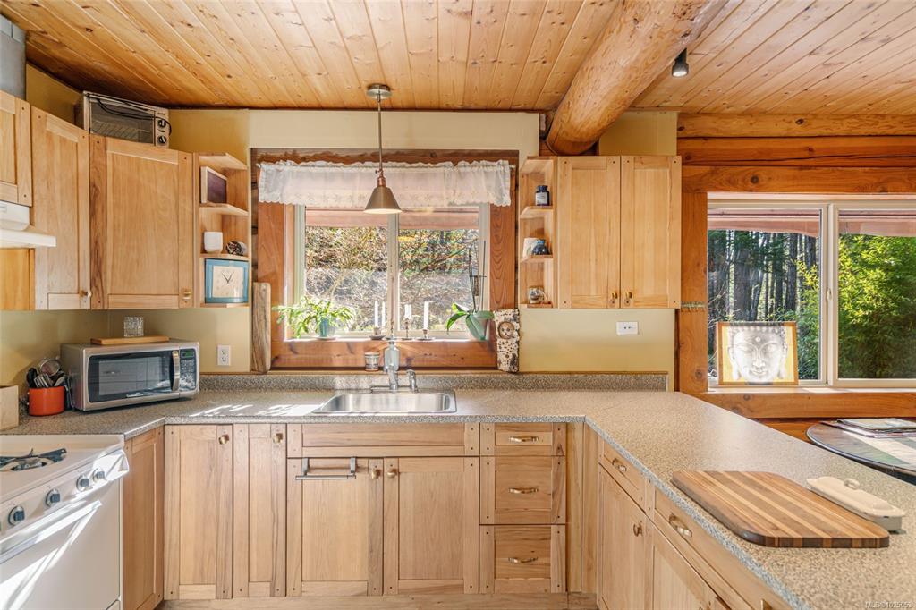 Fifth View of 1780 Stalker Rd, Gabriola Island, BC, V0R 1X7