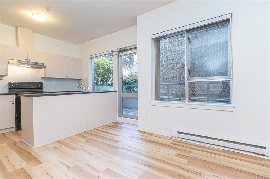 848 Mason St, 1025078, BC,