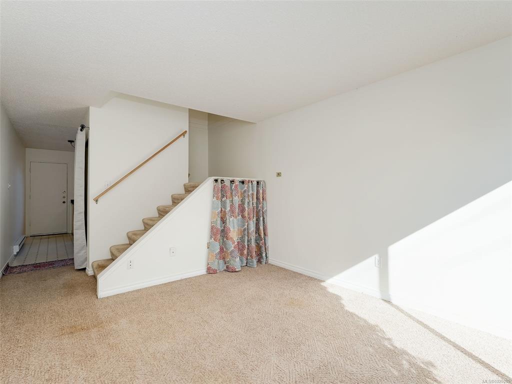 Fifth View of 48 Montreal St, Victoria, BC, V8V 1Y5