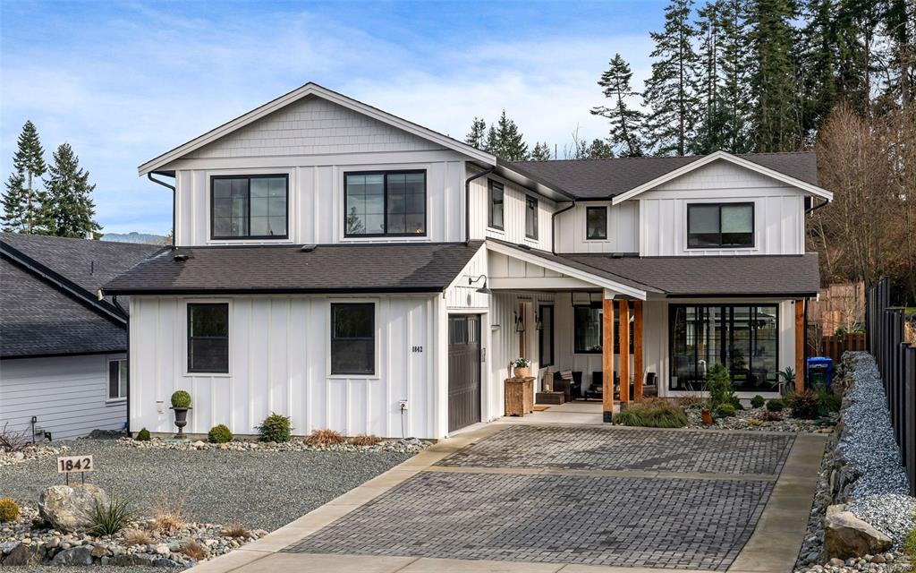 1842 Vee Rd, 1025086, BC,