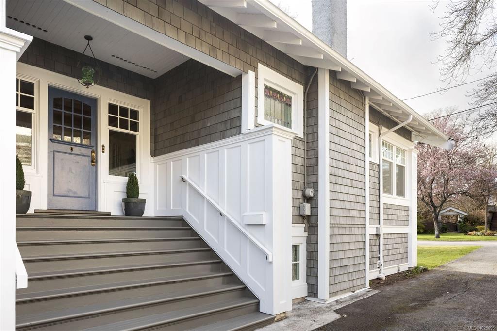 Third View of 1175 St Patrick St, Oak Bay, BC, V8S 4Y3