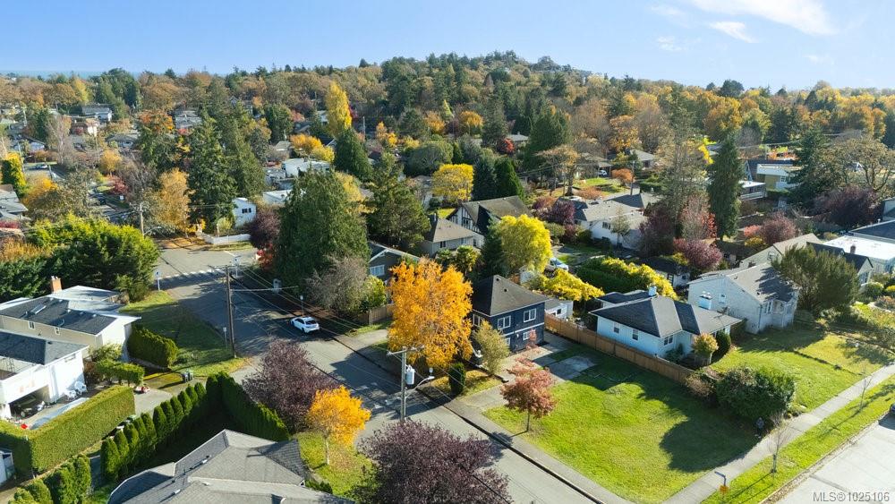 1865 Quamichan St, 1025106, BC,