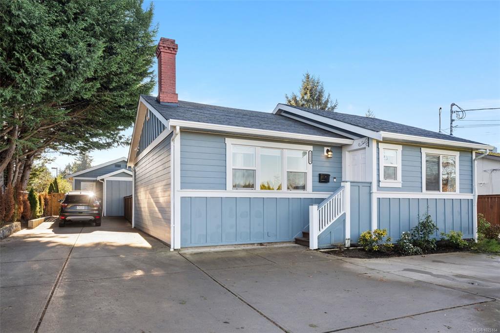 1123 Reynolds Rd, 1025164, BC,