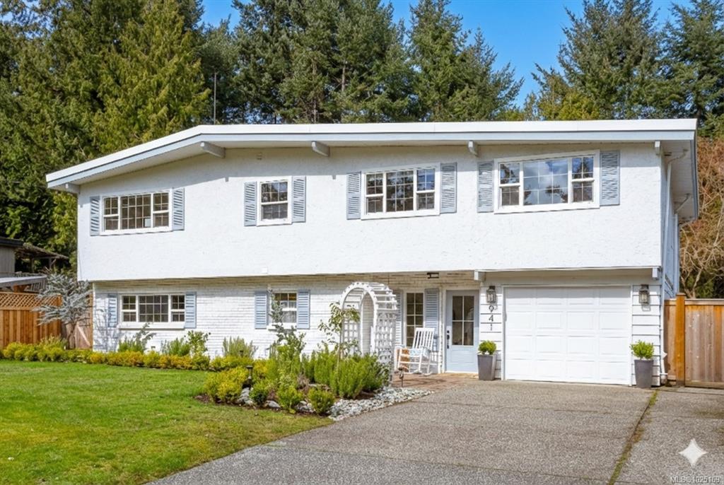 941 Ballenas Rd, 1025169, BC,