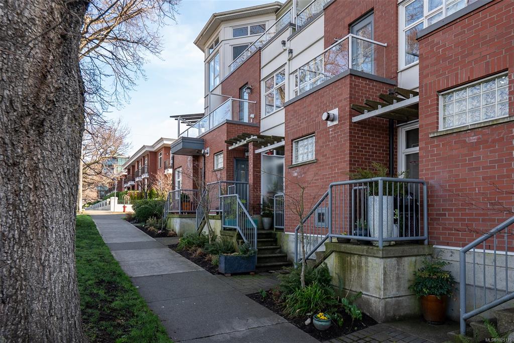 60 Dallas Rd, 1025175, BC,