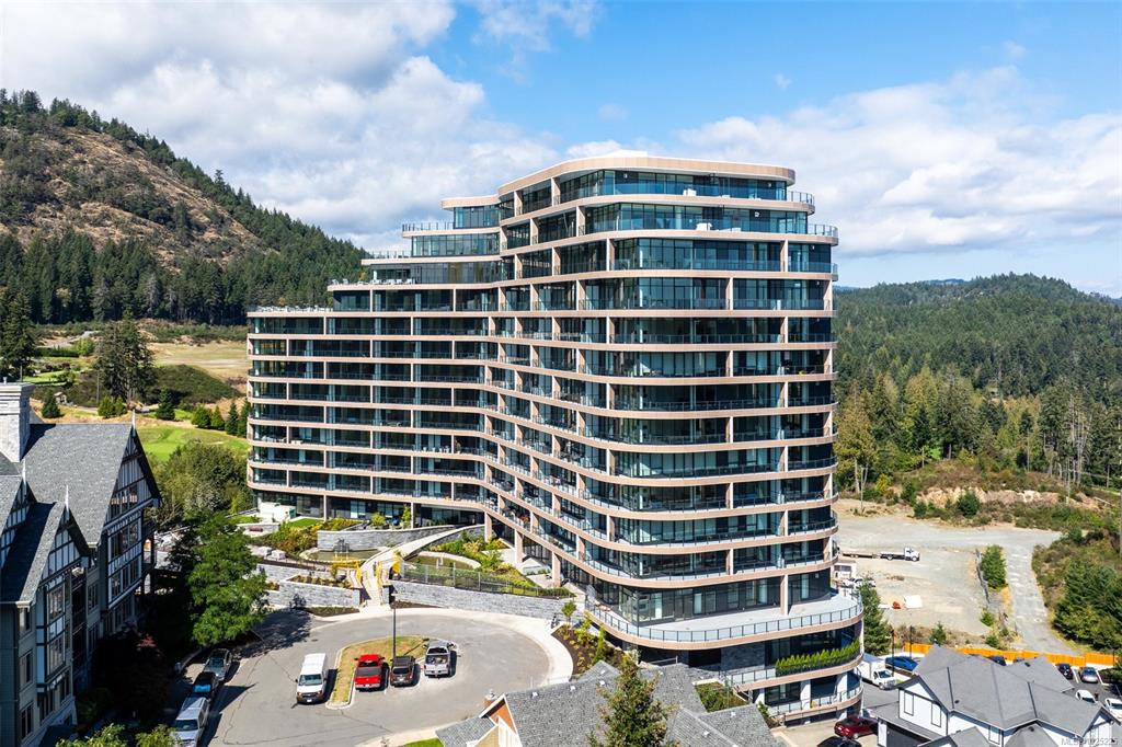 Third View of 2000 Hannington Rd, One Bear Mountain, Langford, BC, V9B 6R6