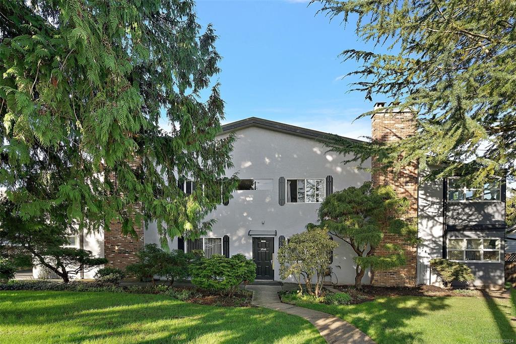 Third View of 3244 Seaton St, Saanich, BC, V8Z 3Y7