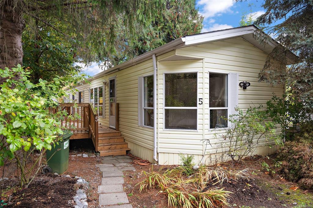 Second View of 2741 Stautw Rd, Central Saanich, BC, V8M 2E9