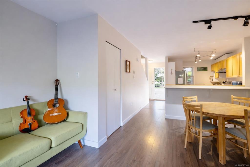 Fifth View of 301 Arnet Rd, TOFINO VILLAGE TOWNHOMES, Tofino, BC, V0R 2Z0