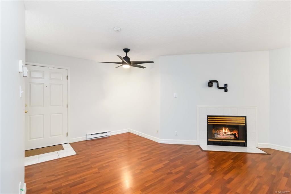 Third View of 2710 Grosvenor Rd, Victoria, BC, V8T 3M9