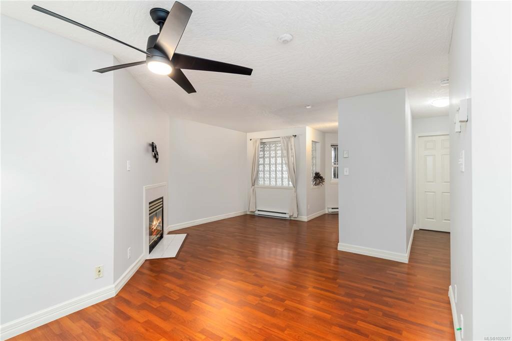 Fourth View of 2710 Grosvenor Rd, Victoria, BC, V8T 3M9