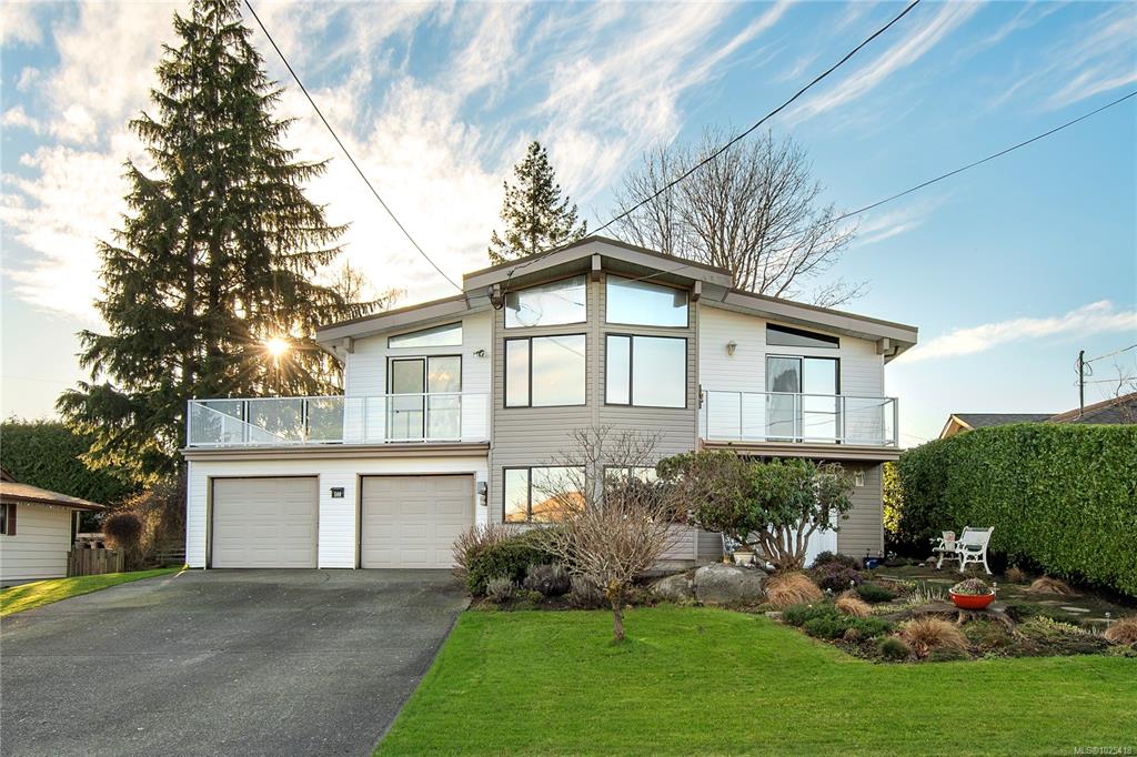 Second View of 500 Cormorant Rd, Campbell River, BC, V9W 5Z6