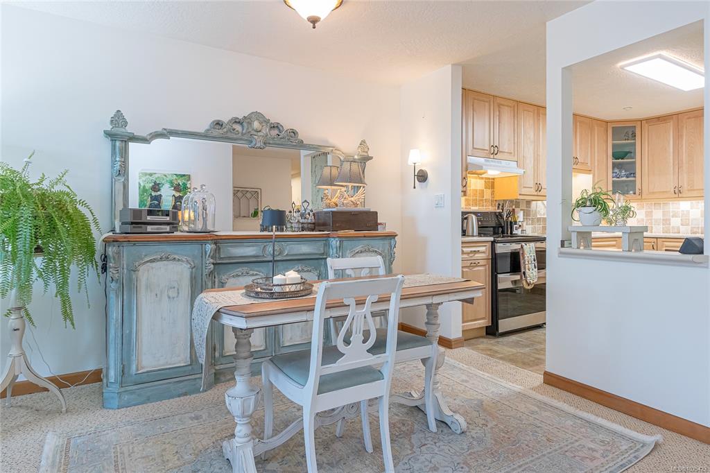 Fifth View of 354 Morison Ave, Parksville, BC, V9P 2V3