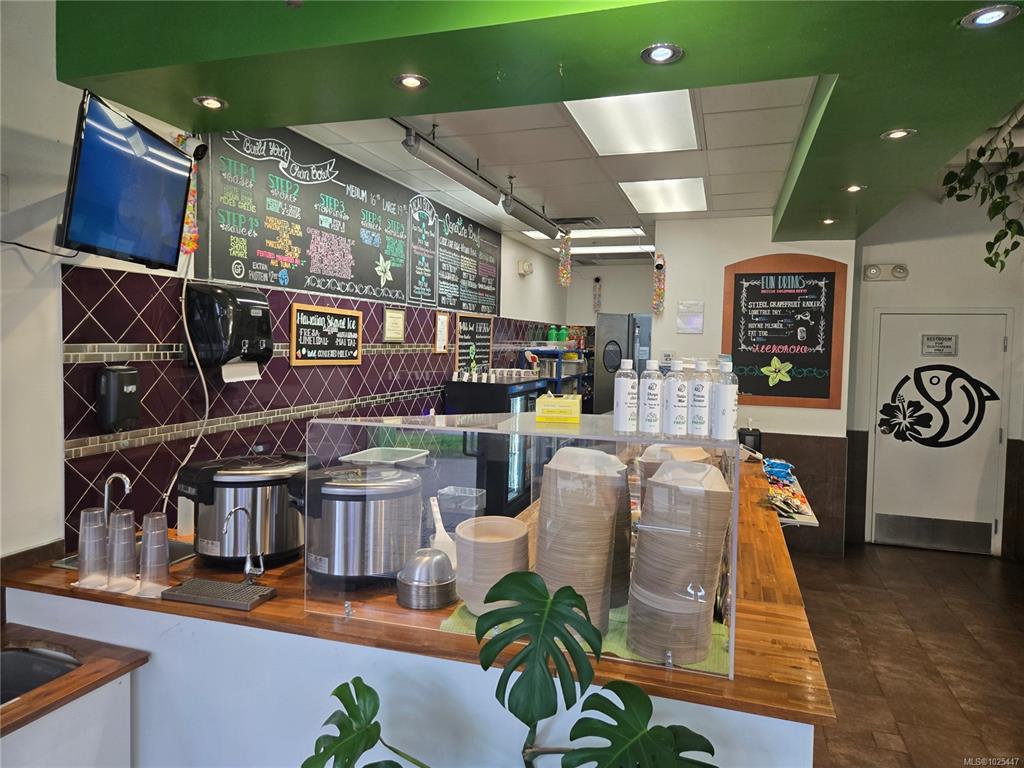 Third View of 240 Cook St, Victoria, BC, V8V 3X3