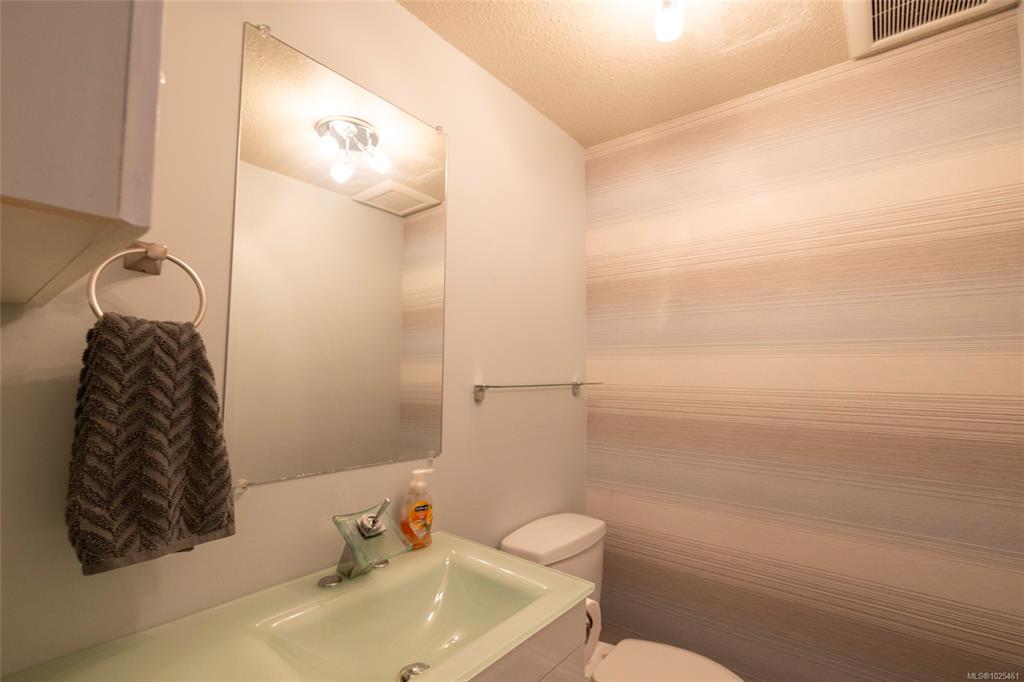 Fifth View of 8805 Central St, CENTRAL ESTATES, Port Hardy, BC, V0N 2P0