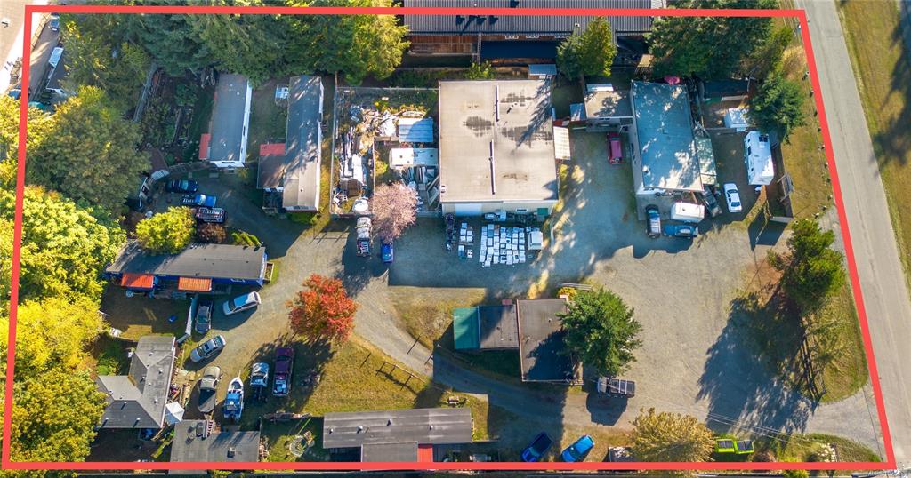 MLS® listing #30581570 for sale located at 3117 Van Horne Rd