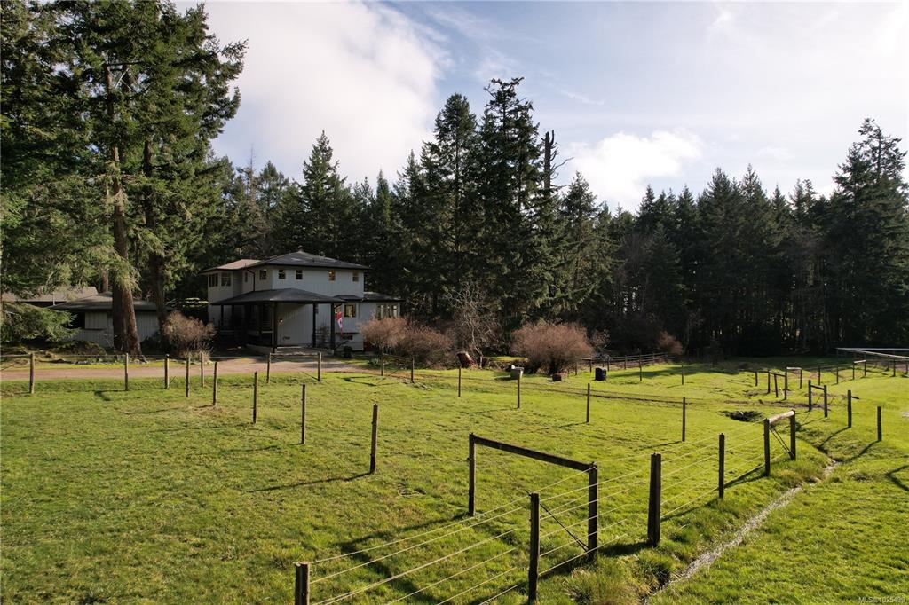 Second View of 137 Forest Ridge Rd, Salt Spring, BC, V8K 1W4