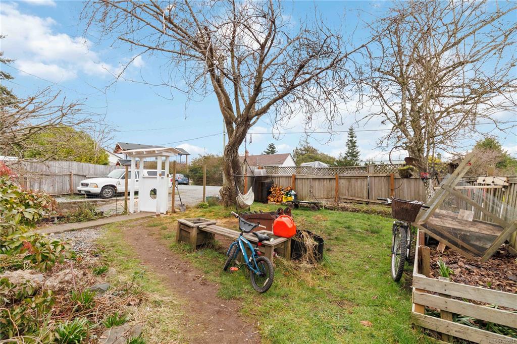 Third View of 6750 Eustace Rd, Sooke, BC, V9Z 1H8