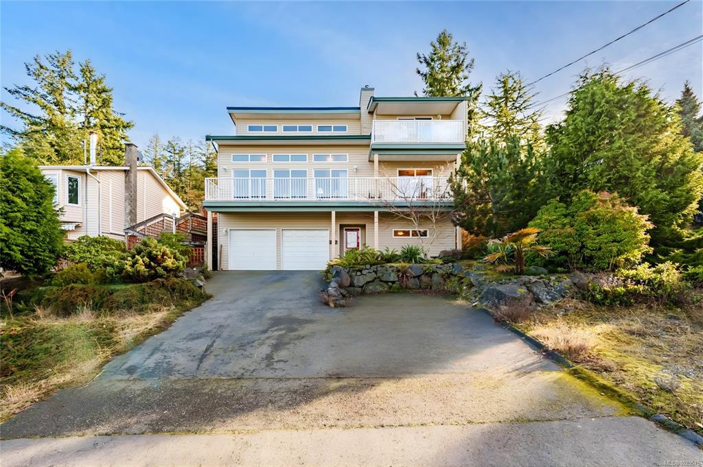 Third View of 4627 Lost Lake Rd, Nanaimo, BC, V9T 5C5