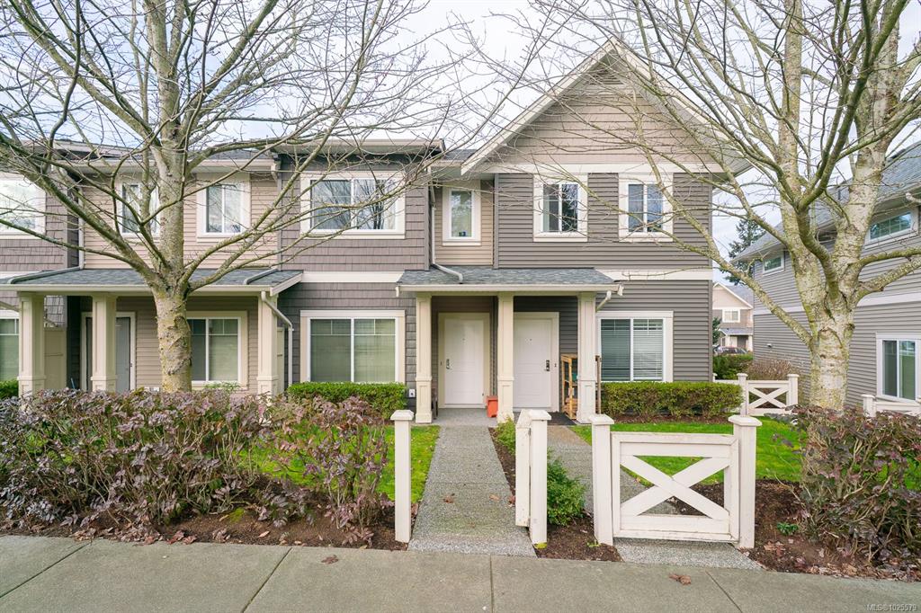 1675 Crescent View Dr, 1025579, BC,