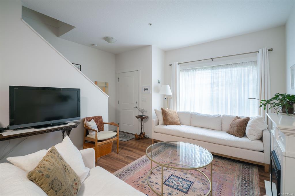 Fourth View of 1675 Crescent View Dr, The Village at Summerhill, Nanaimo, BC, V9S 0A8