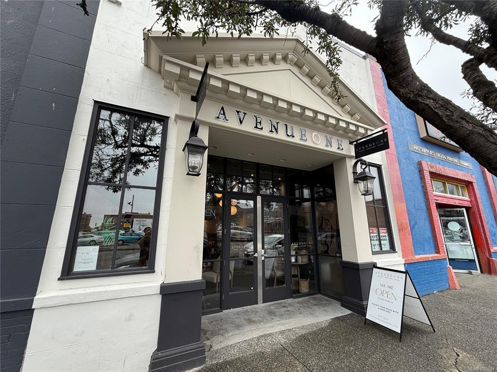 Fourth View of 508 Herald St, Victoria, BC, V8W 1S6