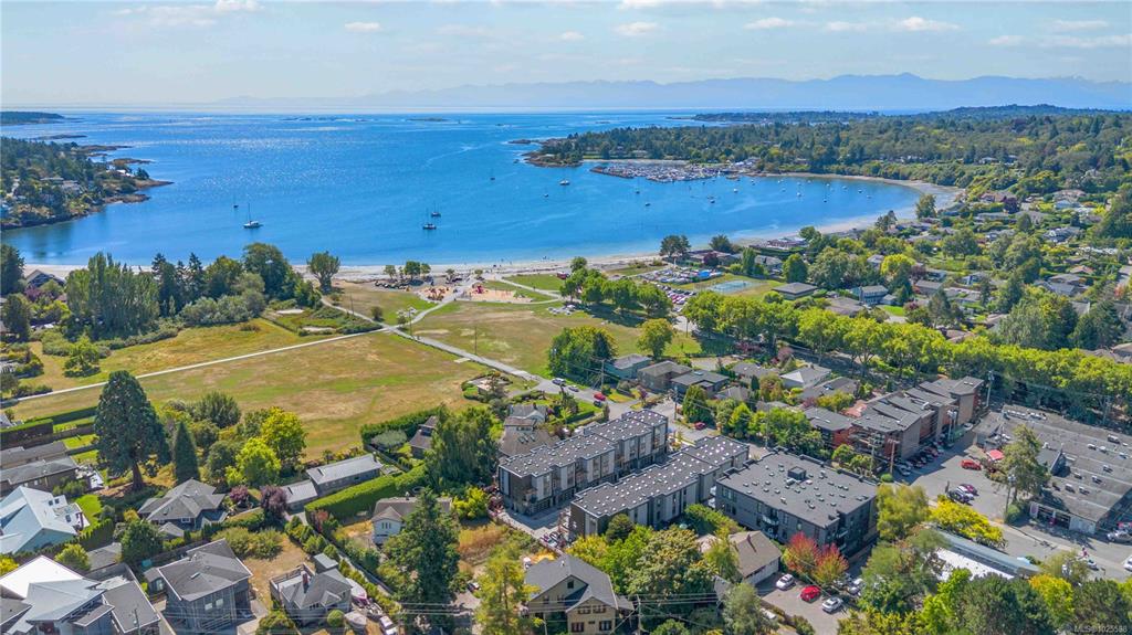 2590 Penrhyn St, 1025588, BC,