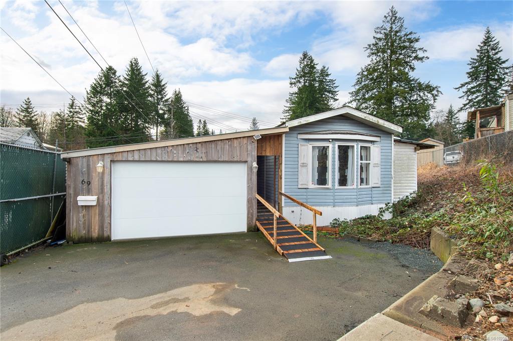 Second View of 2520 Quinsam Rd, Campbell River, BC, V9W 4N4