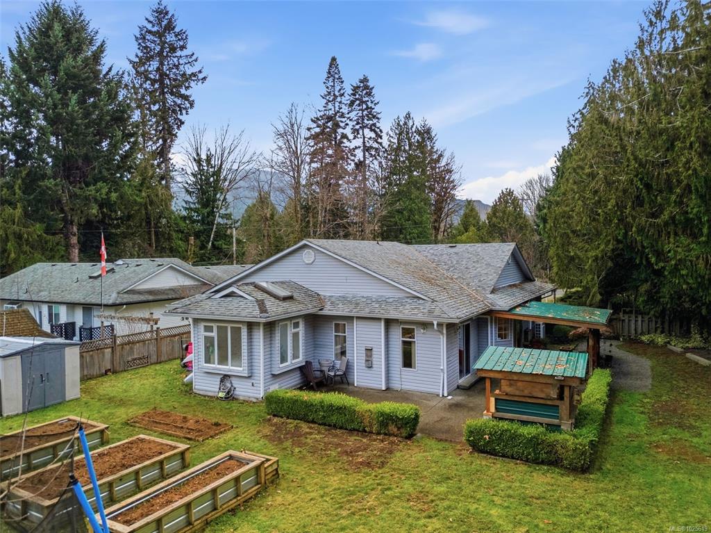 Third View of 203 Greendale Rd, Lake Cowichan, BC, V0R 2G0