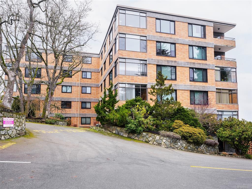 Second View of 2920 Cook St, Spencers Castle, Victoria, BC, V8T 3S7