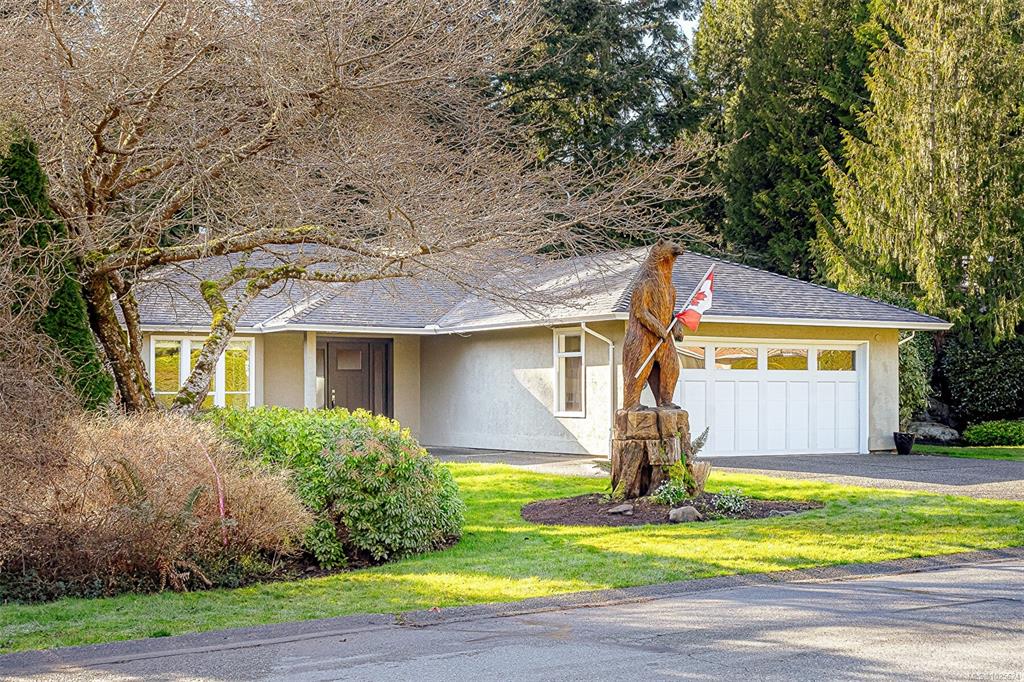 8619 Kingcome Cres, 1025624, BC,