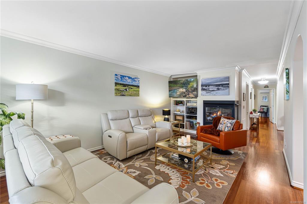 Fifth View of 3864 Honey Locust Dr, Nanaimo, BC, V9T 6B9