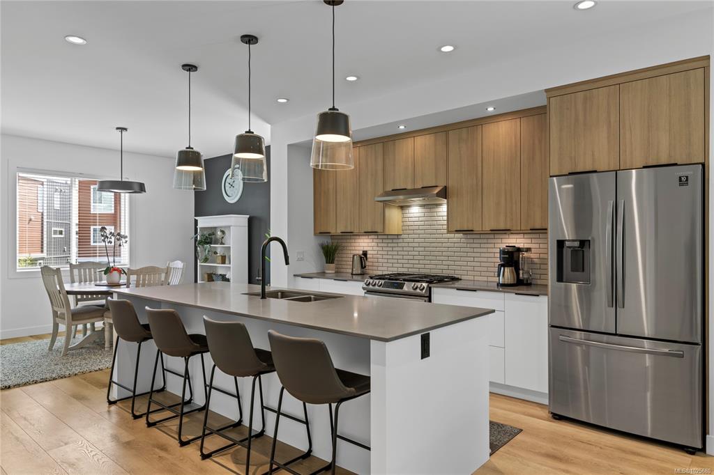 Third View of 2310 Guthrie Rd, Comox, BC, V9M 4G1