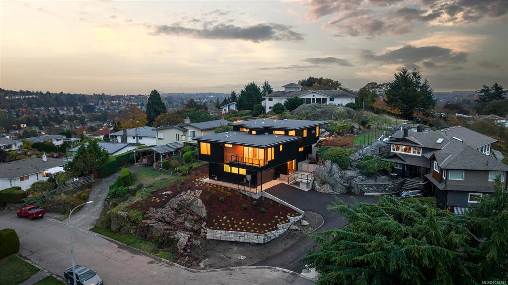 3700 Kootenay Pl, 1025737, BC,