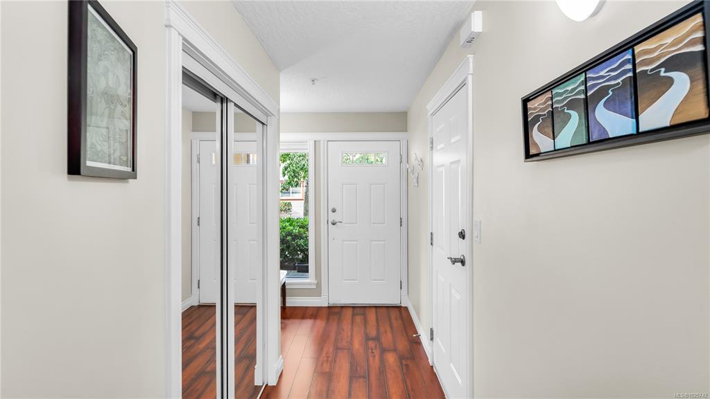 Fifth View of 172 Belmont Rd, Royal Woods, Colwood, BC, V9C 1B1