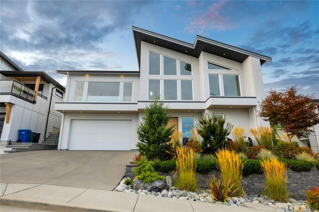 156 Golden Oaks Cres, 1025786, BC,
