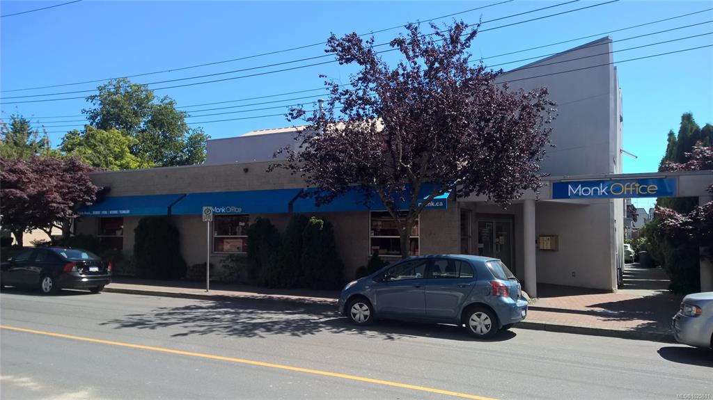 MLS® listing #30602113 for sale located at 9839 Fifth St