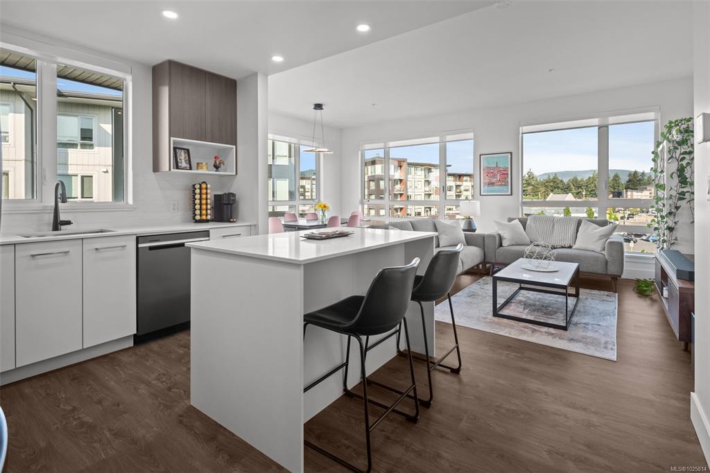 Fourth View of 920 Reunion Ave, Reunion, Langford, BC, V9B 0W8