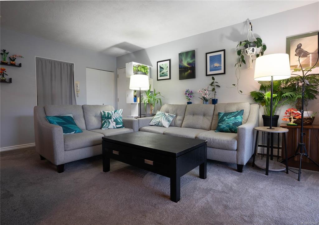 Third View of 352 Burnside Rd W, Saanich, BC, V8Z 1M1