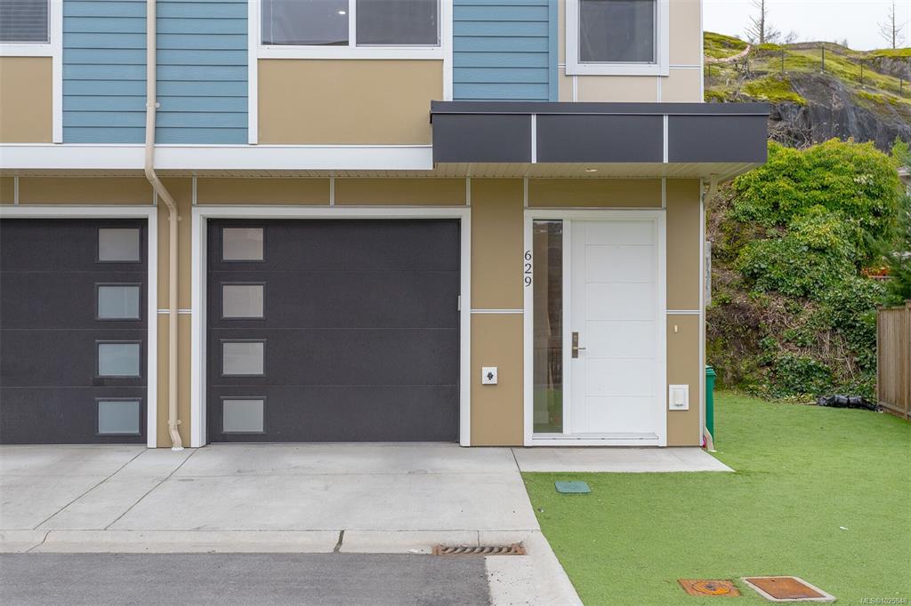 Fourth View of 629 Selwyn Close, Langford, BC, V9B 6M1
