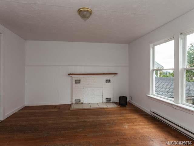 Third View of 556 Kennedy St, Nanaimo, BC, V9R 2J7